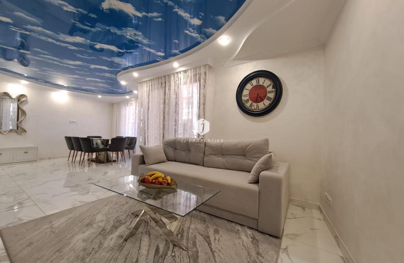 Aus zweiter Hand - Wohnung -
Torrevieja - Costa Blanca