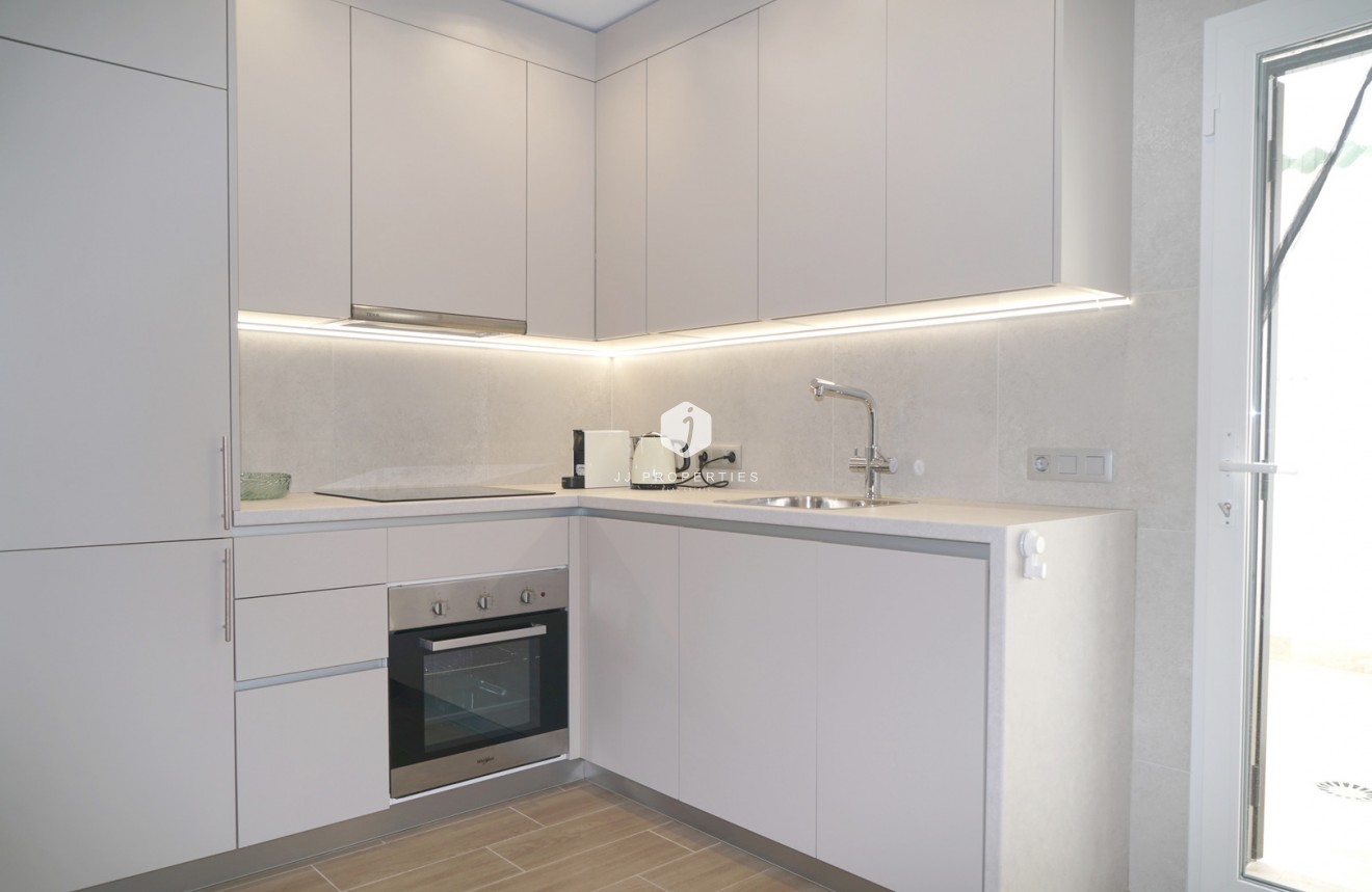 Tweedehands - Chalet -
Orihuela Costa - Costa Blanca