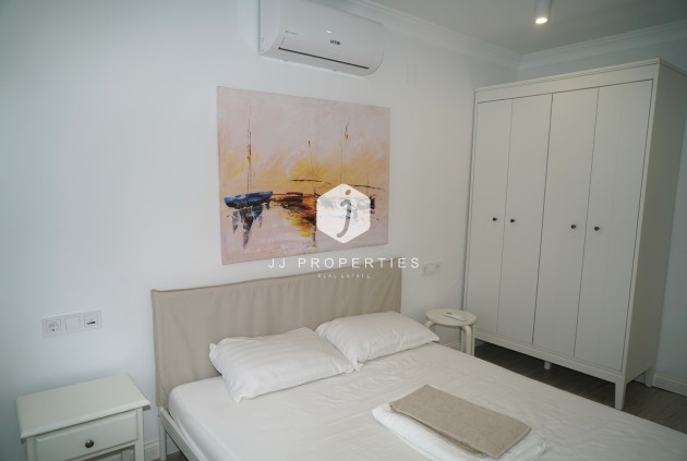 Tweedehands - Chalet -
Orihuela Costa - Costa Blanca