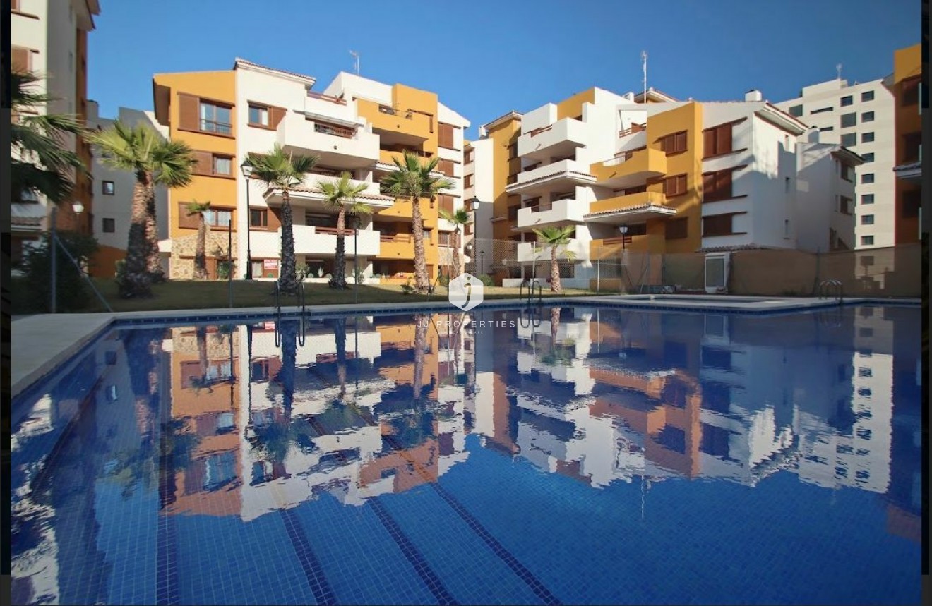 Segunda mano - Apartamento / piso -
Torrevieja - Costa Blanca