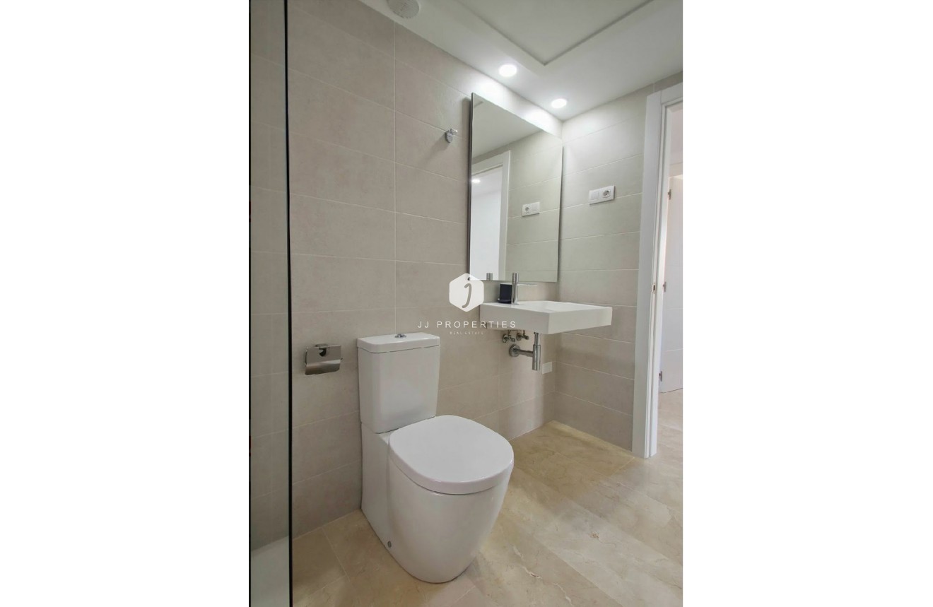 Segunda mano - Apartamento / piso -
Torrevieja - Costa Blanca