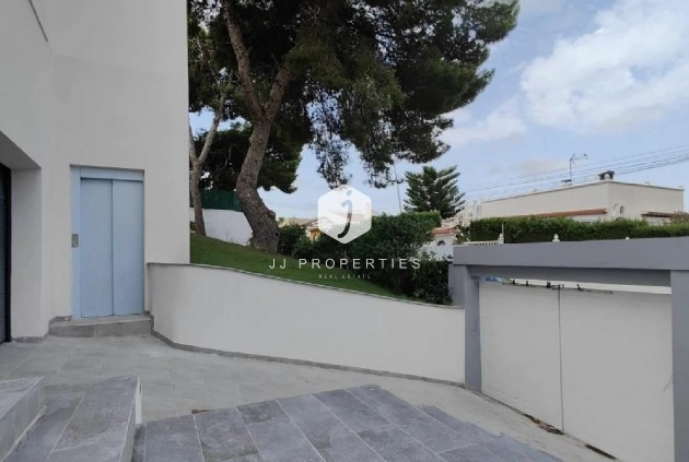 Segunda mano - Chalet -
Torrevieja - Costa Blanca