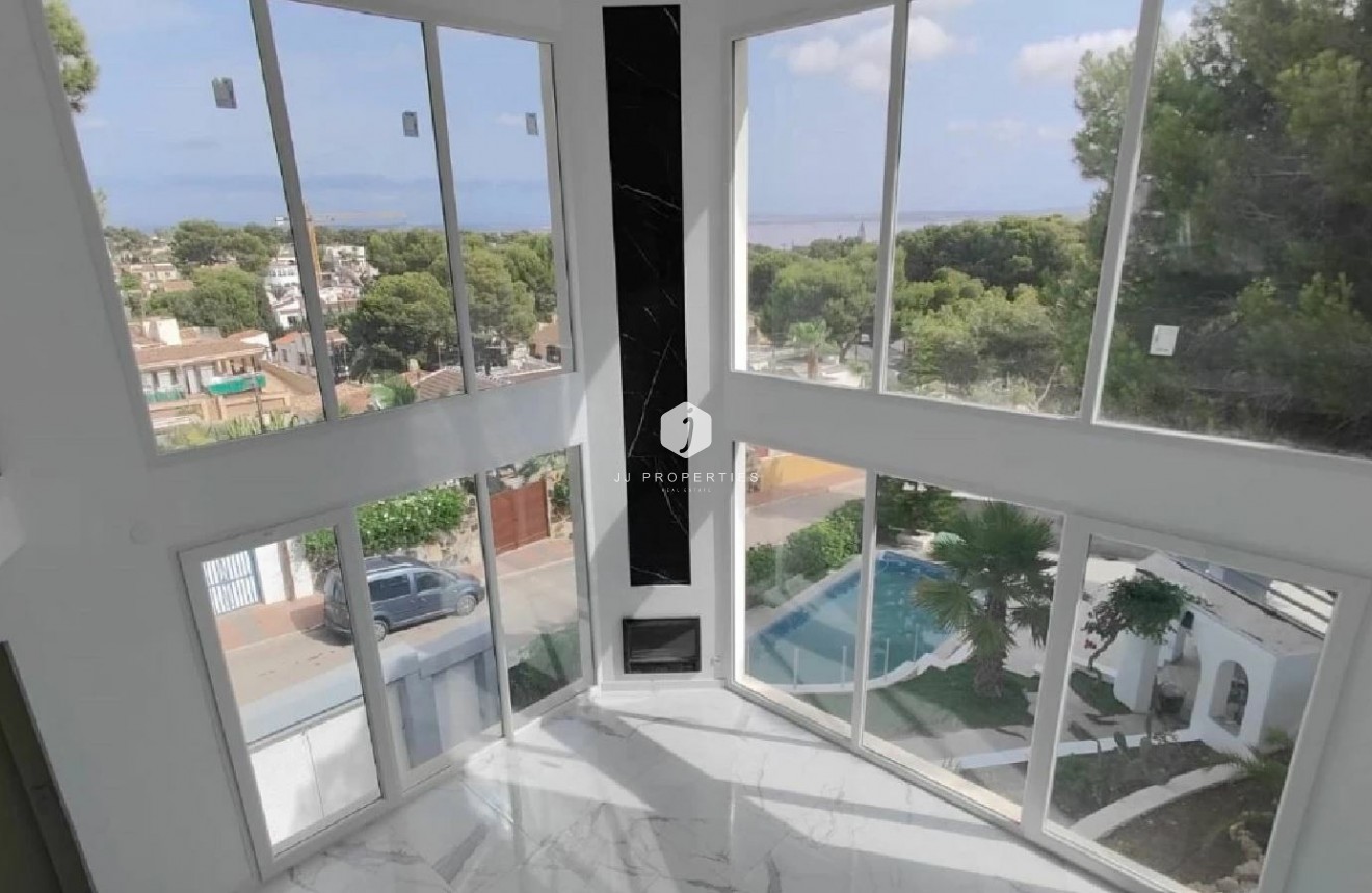 Segunda mano - Chalet -
Torrevieja - Costa Blanca