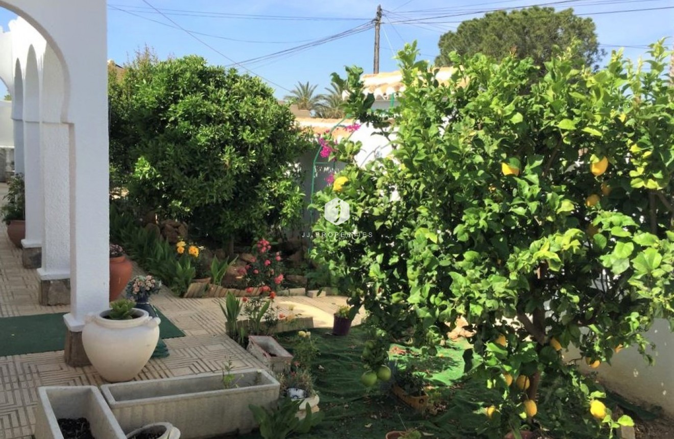 Segunda mano - Chalet -
Torrevieja - Costa Blanca