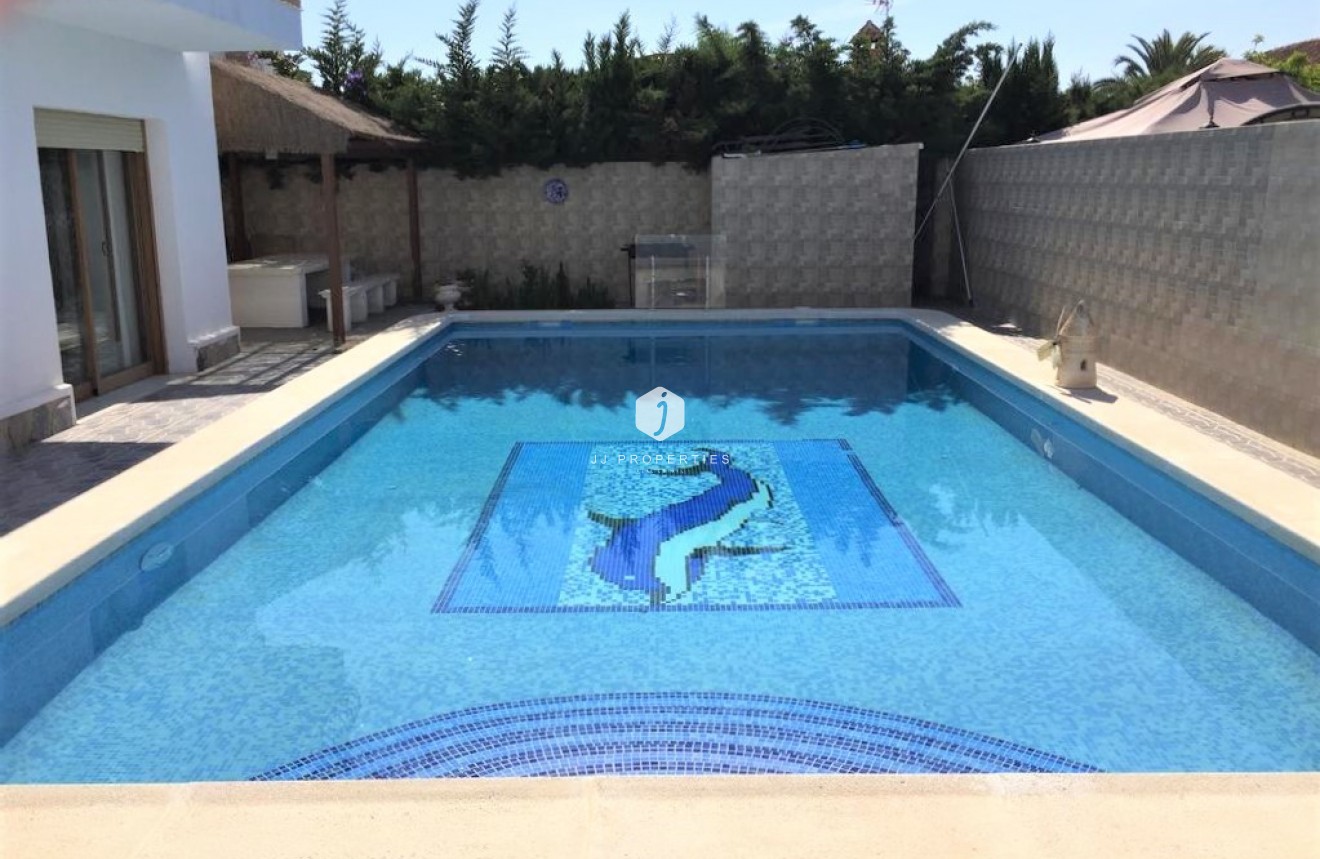 Segunda mano - Chalet -
Torrevieja - Costa Blanca