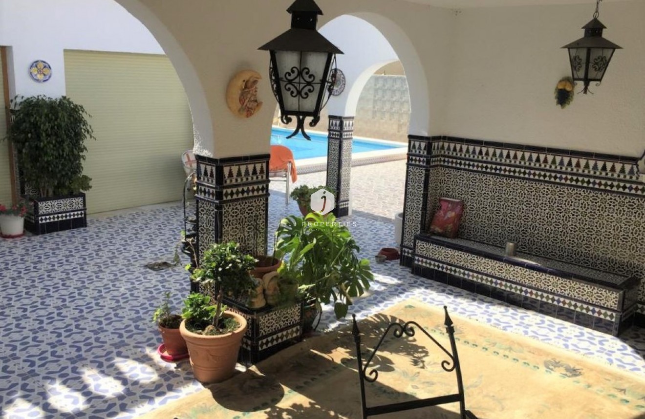 Segunda mano - Chalet -
Torrevieja - Costa Blanca