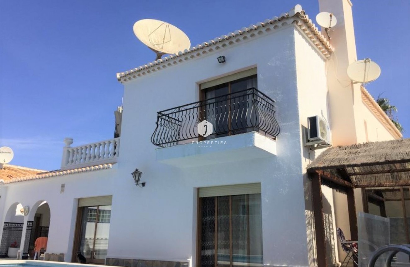 Segunda mano - Chalet -
Torrevieja - Costa Blanca