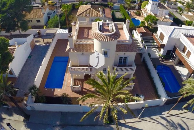 Resale - Chalet -
Cabo Roig - Costa Blanca