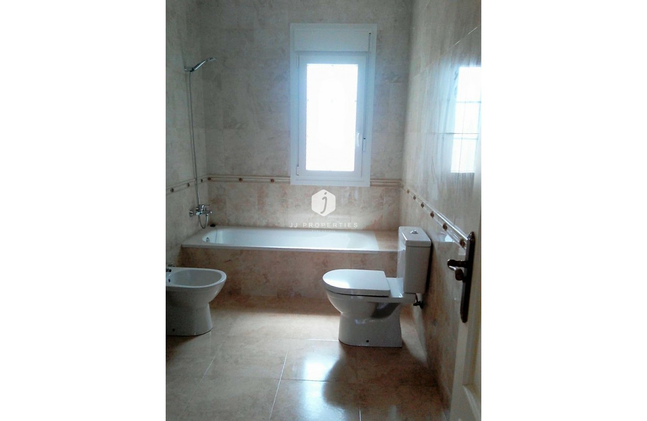 Resale - Chalet -
Cabo Roig - Costa Blanca