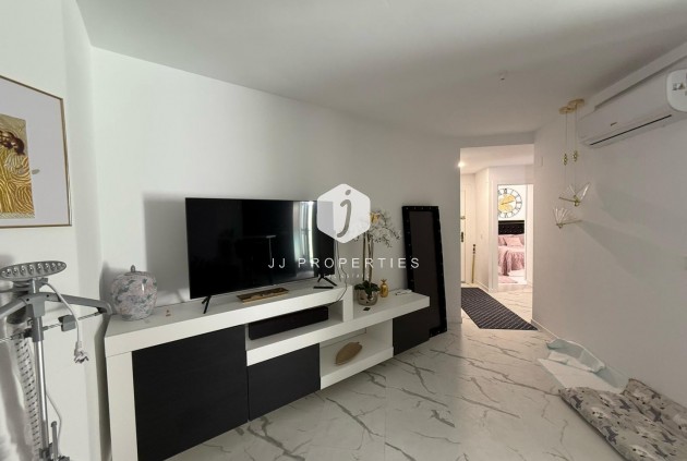 Z drugiej ręki - Mieszkanie w bloku -
Torrevieja - Costa Blanca