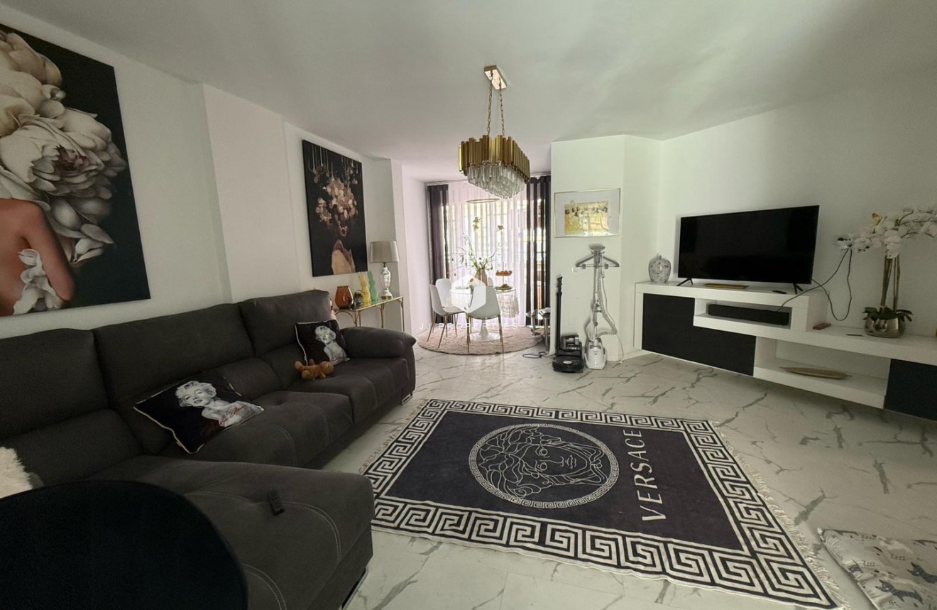 D'occasion - Appartement -
Torrevieja - Costa Blanca