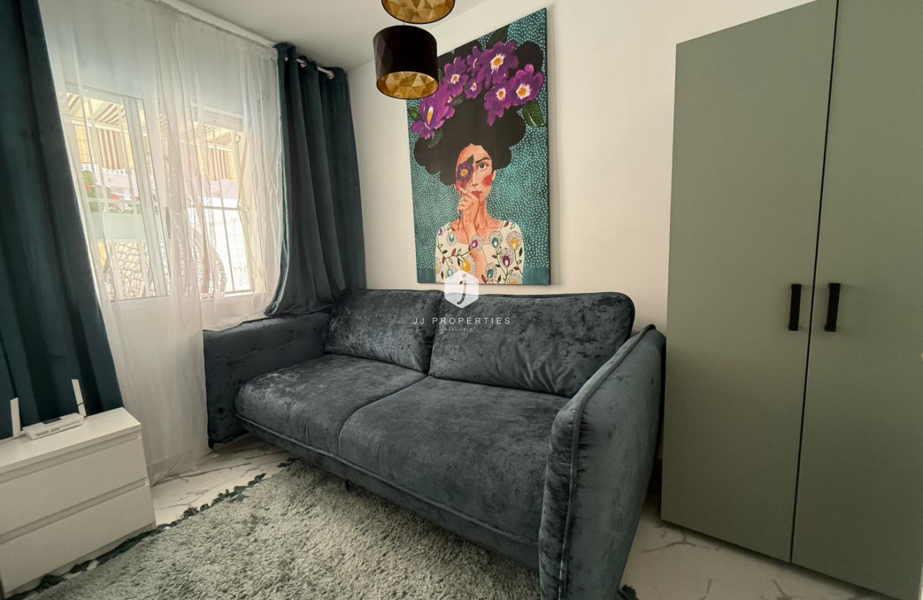 D'occasion - Appartement -
Torrevieja - Costa Blanca