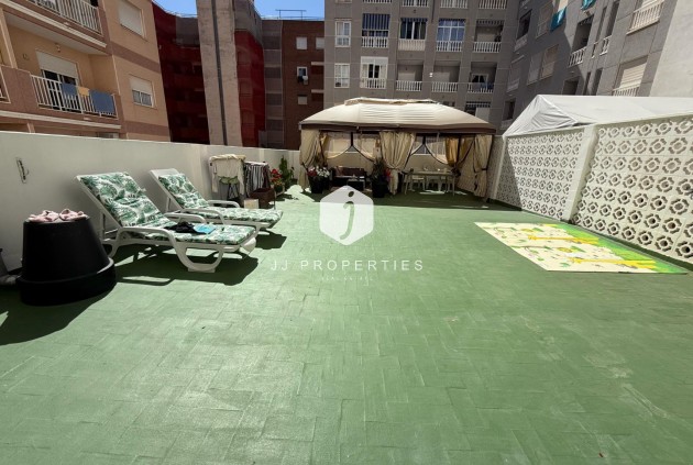 D'occasion - Appartement -
Torrevieja - Costa Blanca