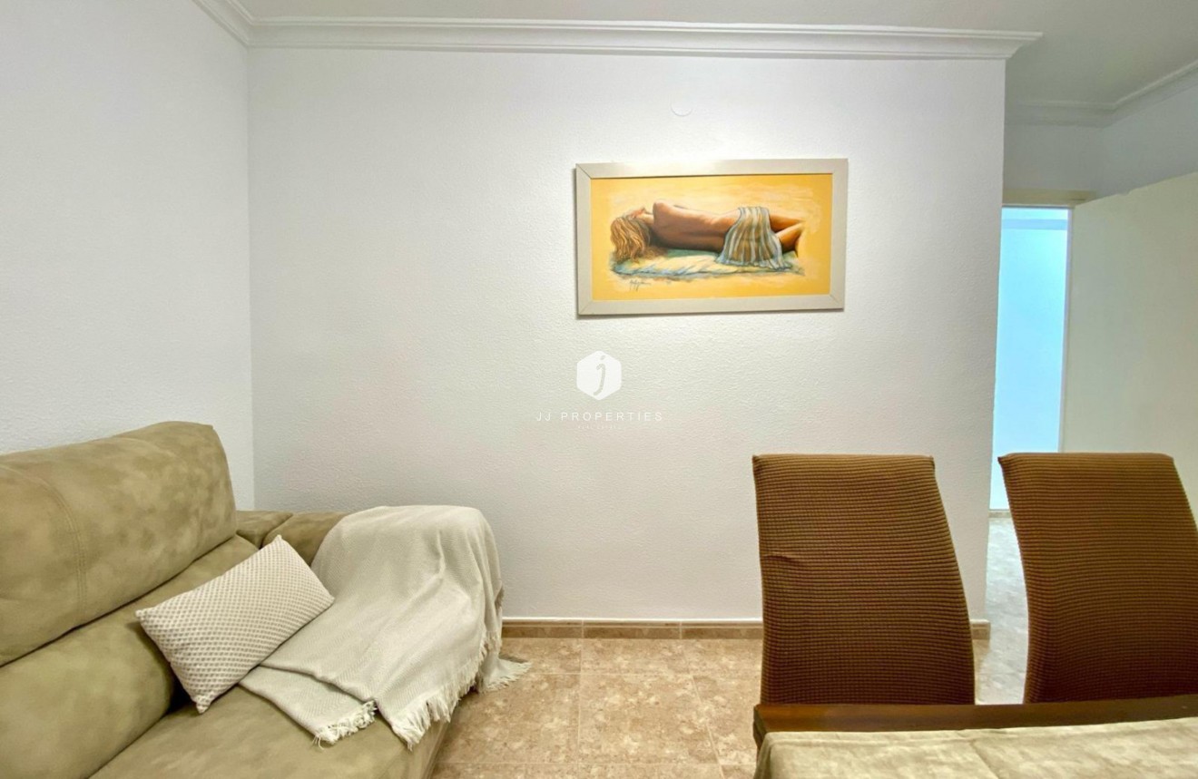 D'occasion - Appartement -
Torrevieja - Costa Blanca