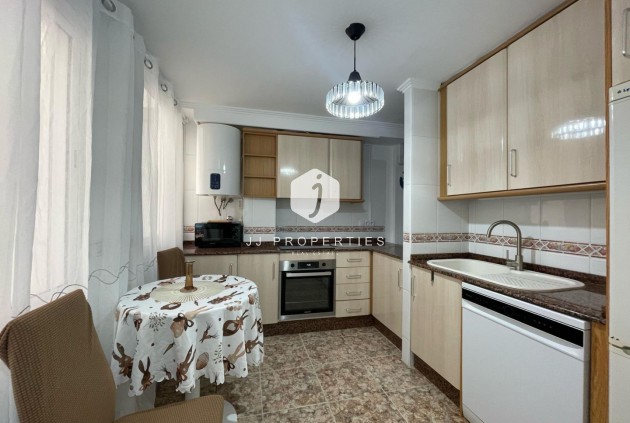 D'occasion - Appartement -
Torrevieja - Costa Blanca