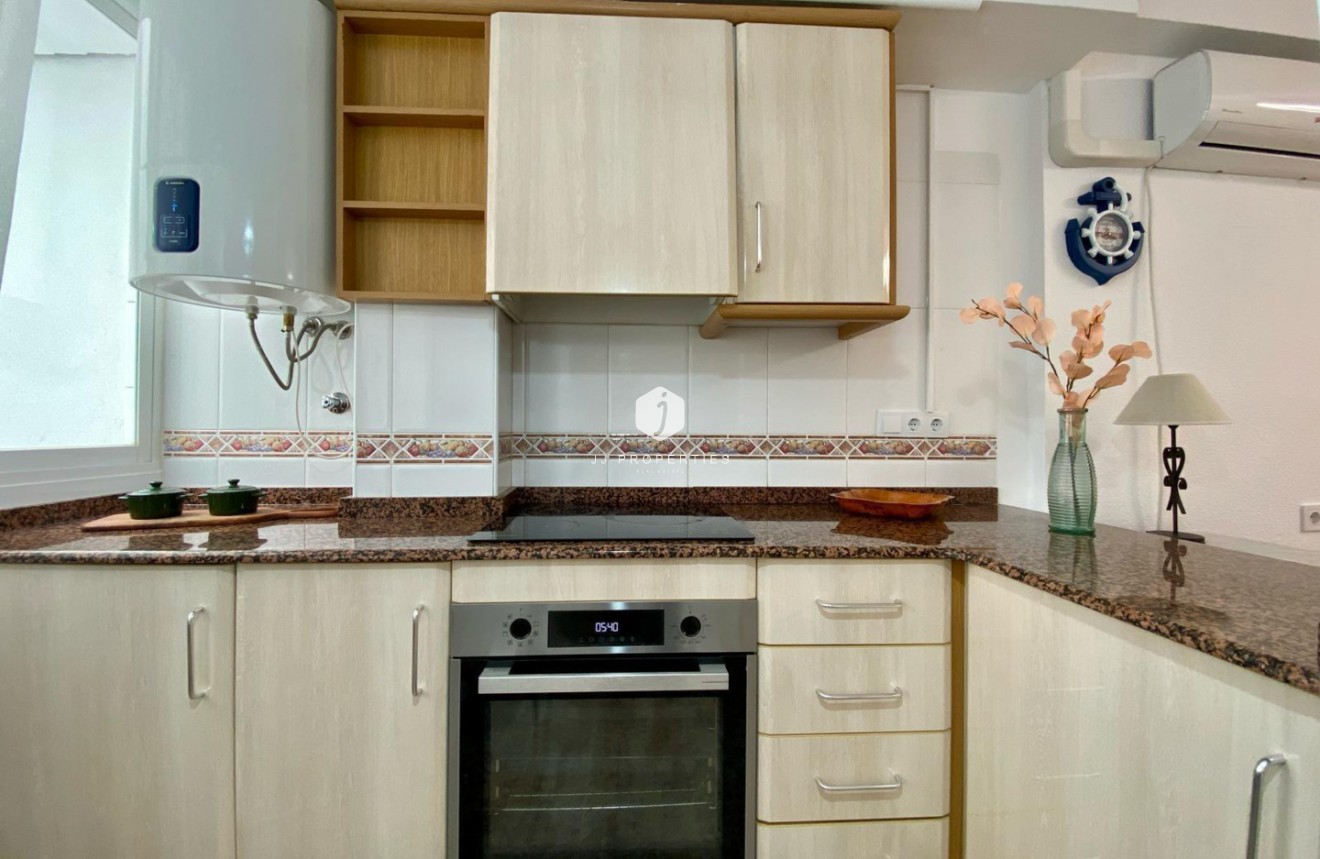 D'occasion - Appartement -
Torrevieja - Costa Blanca