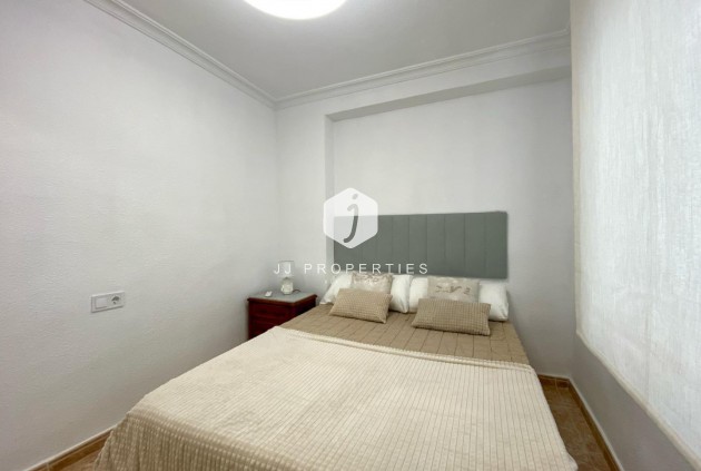 D'occasion - Appartement -
Torrevieja - Costa Blanca