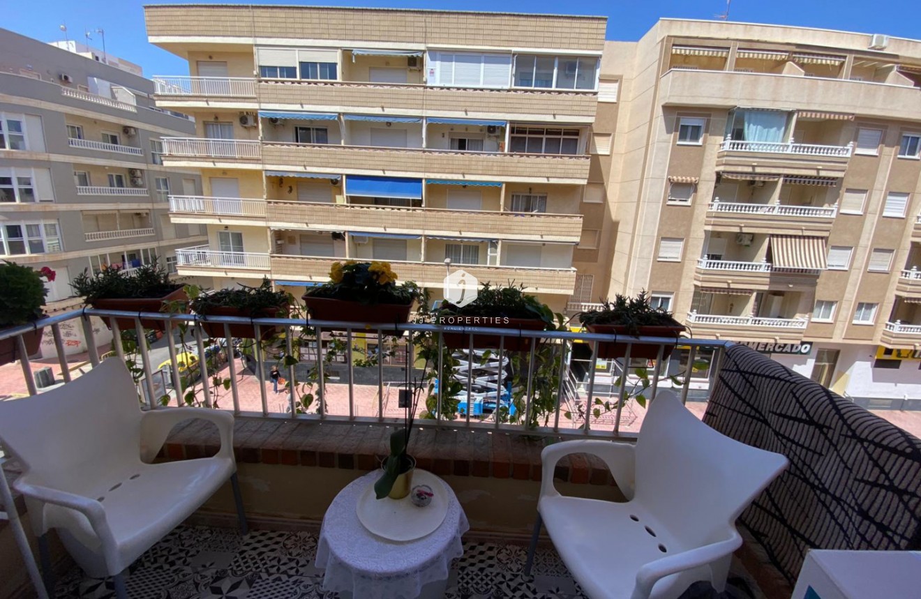 D'occasion - Appartement -
Torrevieja - Costa Blanca
