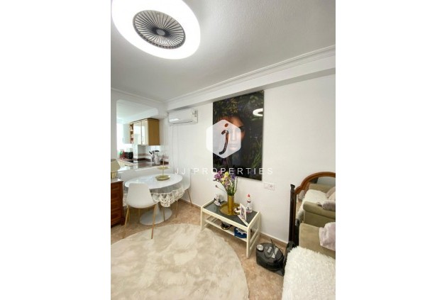 D'occasion - Appartement -
Torrevieja - Costa Blanca