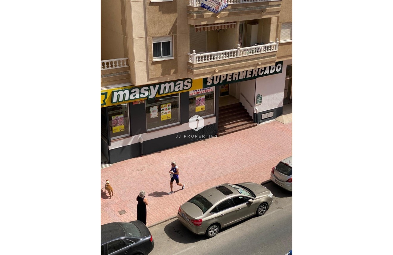 D'occasion - Appartement -
Torrevieja - Costa Blanca