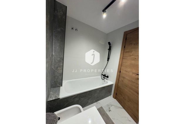 Segunda mano - Apartamento / piso -
Torrevieja - Costa Blanca