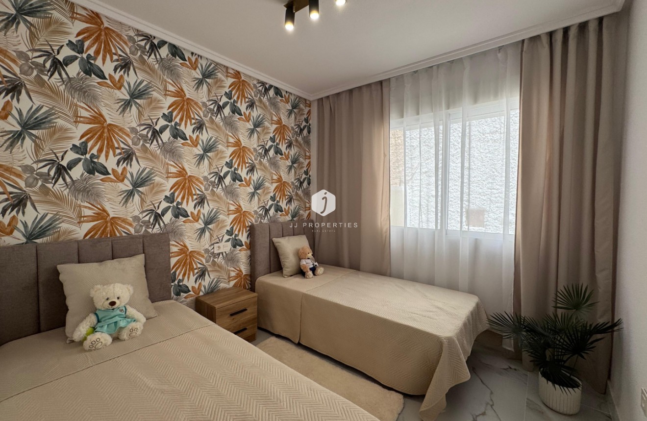 Segunda mano - Apartamento / piso -
Torrevieja - Costa Blanca