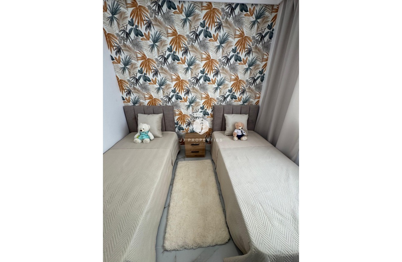 Segunda mano - Apartamento / piso -
Torrevieja - Costa Blanca