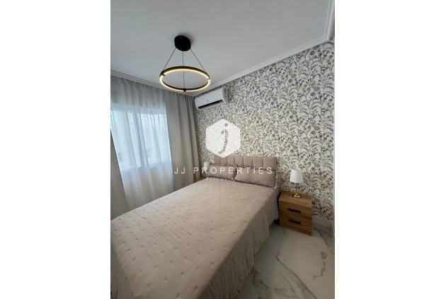 Segunda mano - Apartamento / piso -
Torrevieja - Costa Blanca