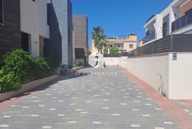 Segunda mano - Chalet -
Orihuela Costa - Costa Blanca