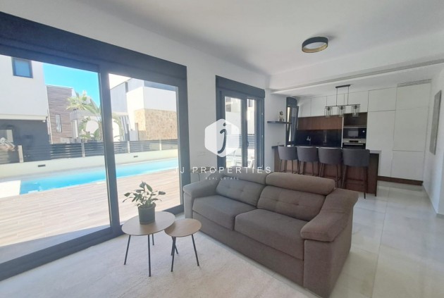 Segunda mano - Chalet -
Orihuela Costa - Costa Blanca