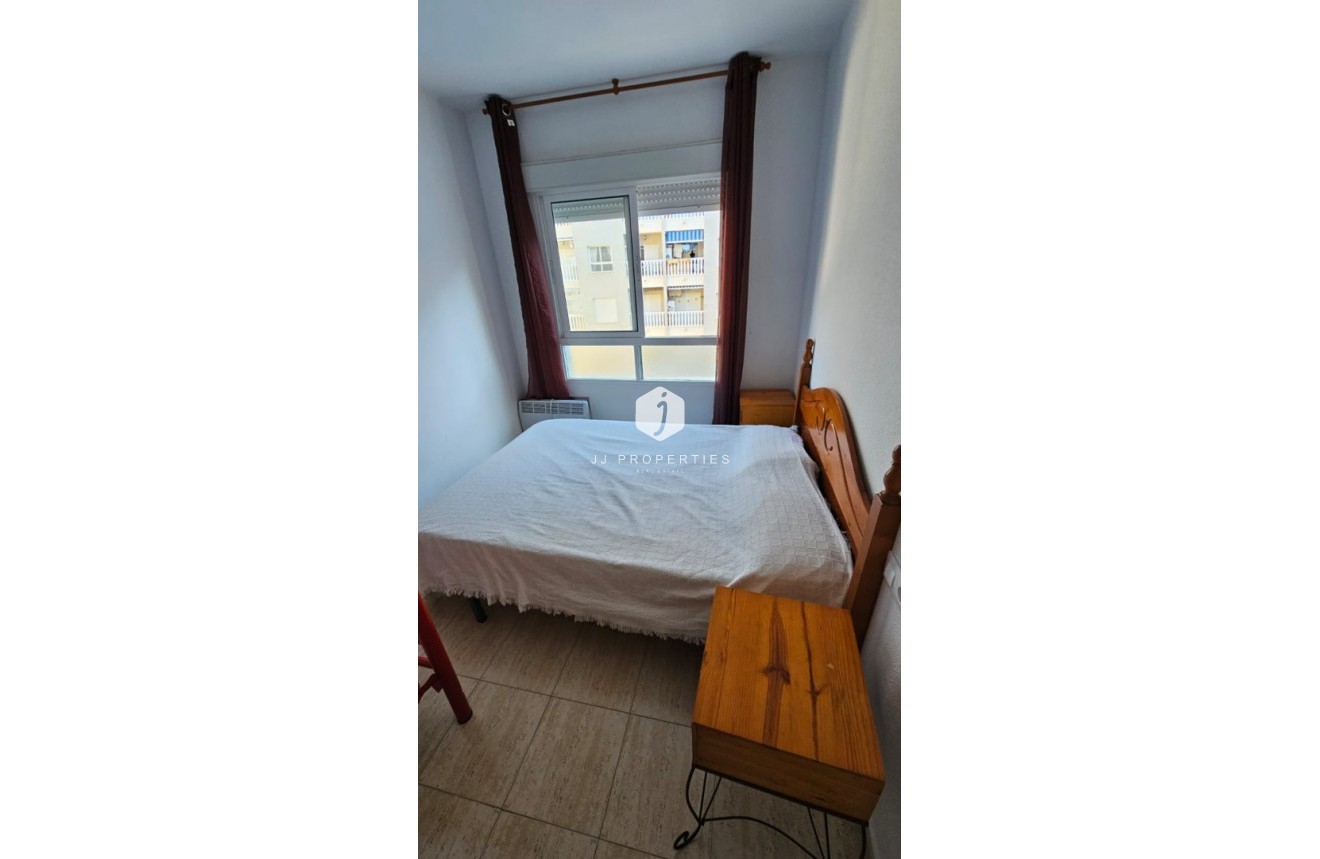 Tweedehands - Appartement / flat -
Torrevieja - Costa Blanca