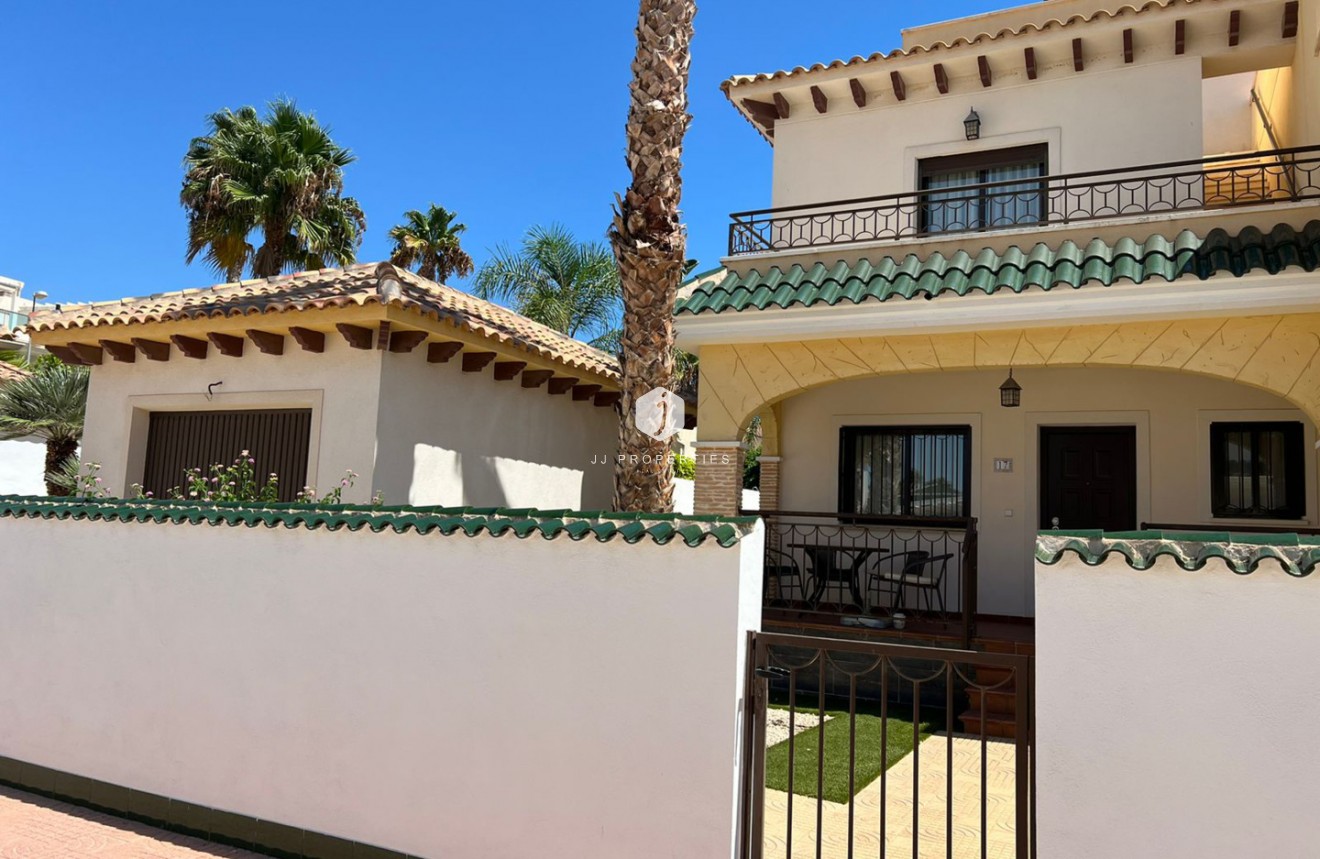 Segunda mano - Chalet -
Ciudad Quesada - Costa Blanca