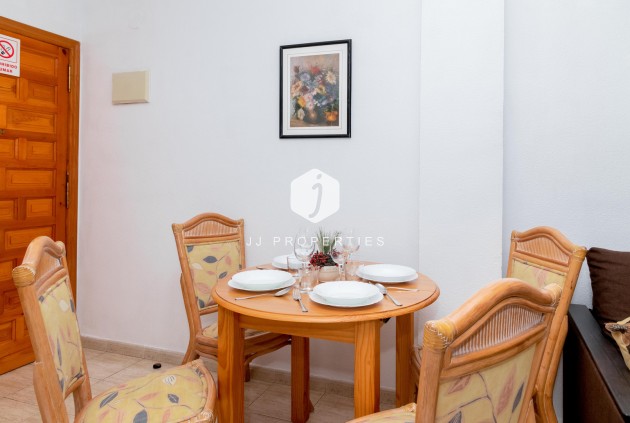 D'occasion - Appartement -
Torrevieja - Costa Blanca
