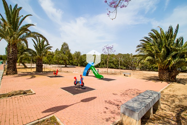 D'occasion - Appartement -
Torrevieja - Costa Blanca