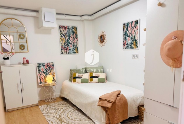 Tweedehands - Appartement / flat -
Torrevieja - Costa Blanca