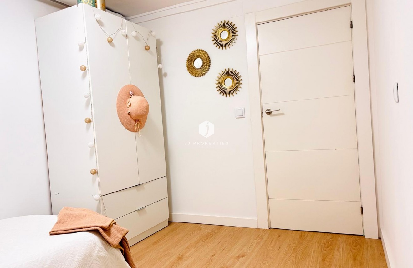 Tweedehands - Appartement / flat -
Torrevieja - Costa Blanca