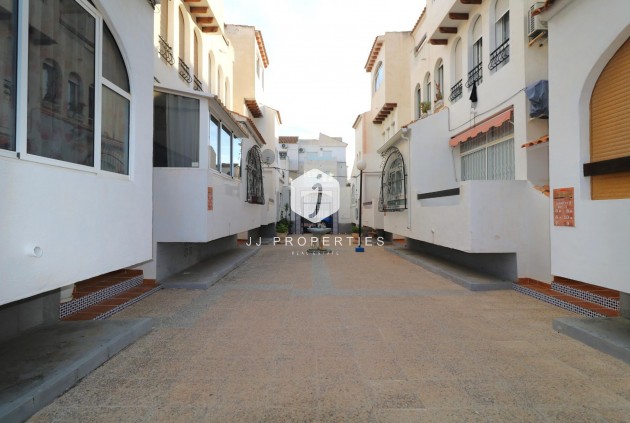 Segunda mano - Apartamento / piso -
Torrevieja - Playa de los Naufragos