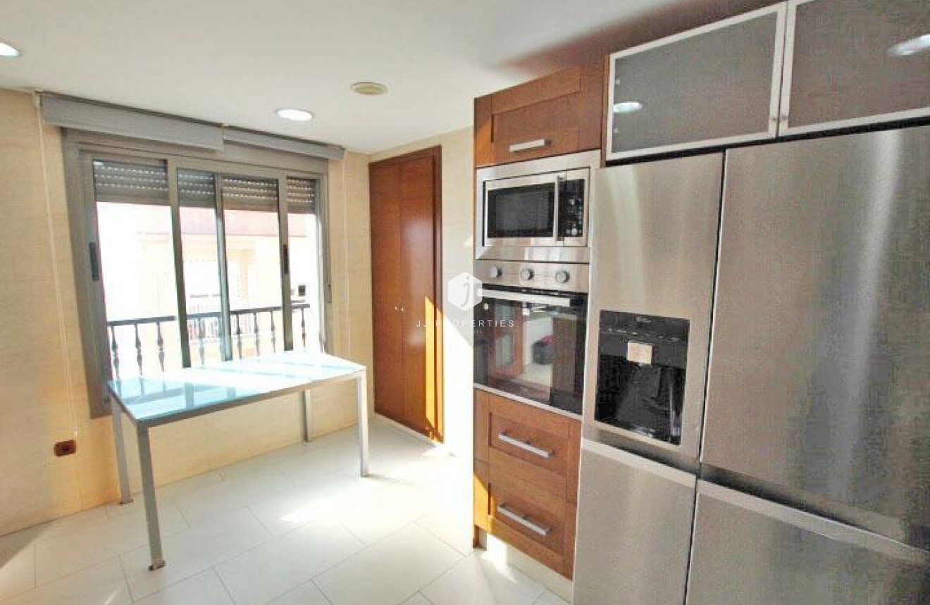 Segunda mano - Ático -
Guardamar del Segura - Pueblo