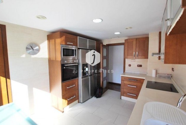 Segunda mano - Ático -
Guardamar del Segura - Pueblo