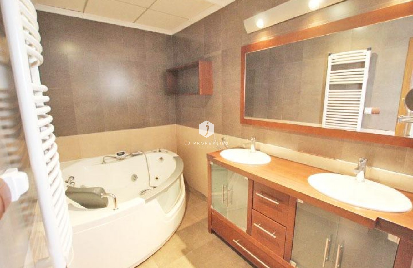 Segunda mano - Ático -
Guardamar del Segura - Pueblo