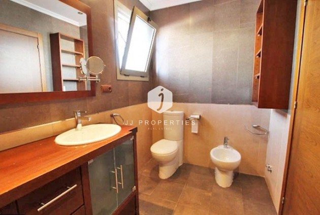 Segunda mano - Ático -
Guardamar del Segura - Pueblo