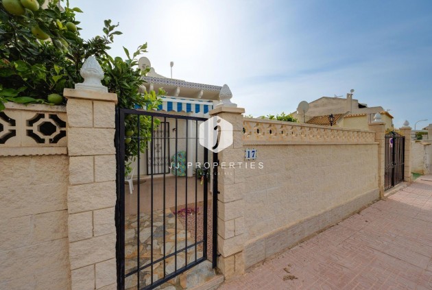 Segunda mano - Villa -
Orihuela Costa - La Florida