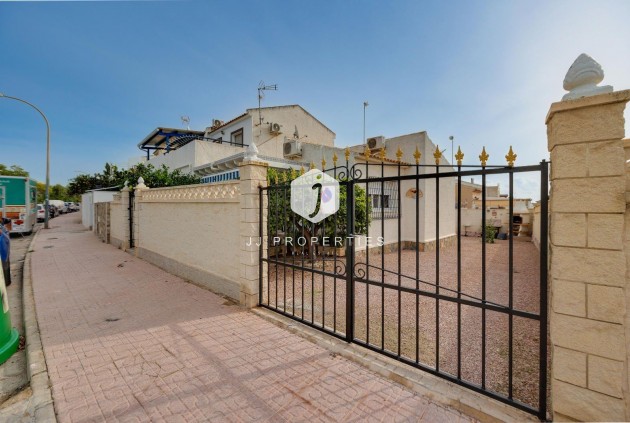 Segunda mano - Villa -
Orihuela Costa - La Florida