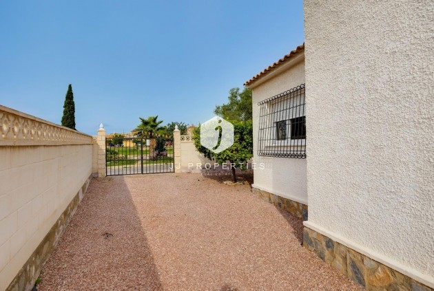 Segunda mano - Villa -
Orihuela Costa - La Florida