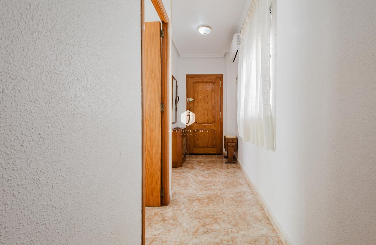 Segunda mano - Apartamento / piso -
Torrevieja - Costa Blanca