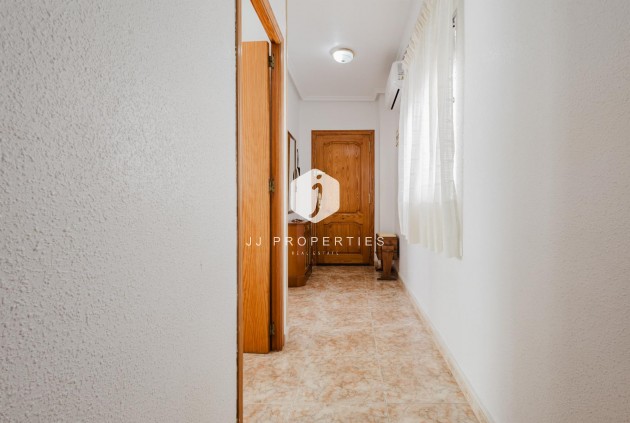 Segunda mano - Apartamento / piso -
Torrevieja - Costa Blanca