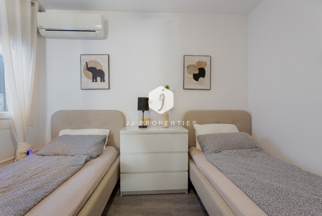 Segunda mano - Villa -
Orihuela Costa - Costa Blanca