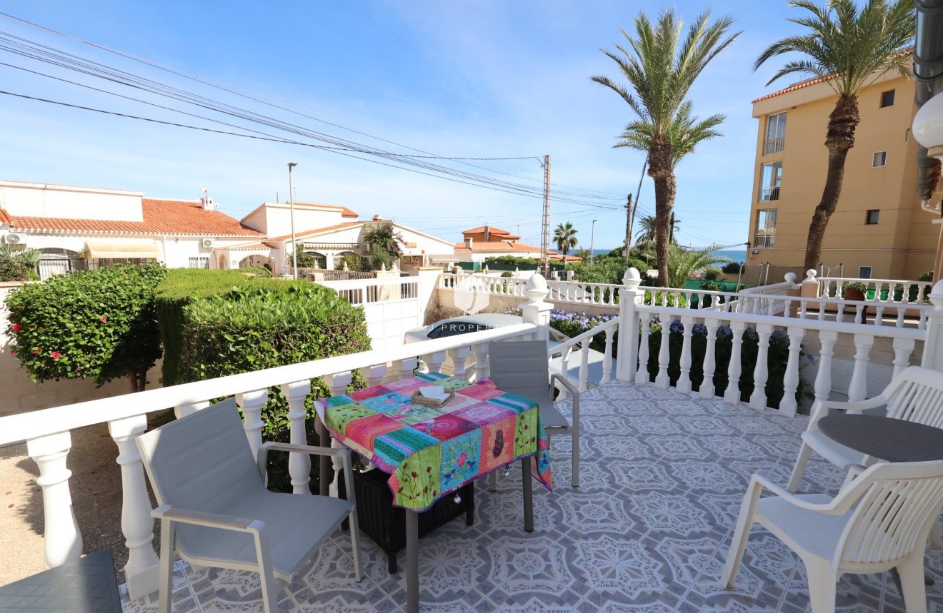 Segunda mano - Chalet -
Torrevieja - Costa Blanca