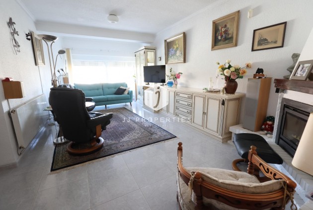 Segunda mano - Chalet -
Torrevieja - Costa Blanca