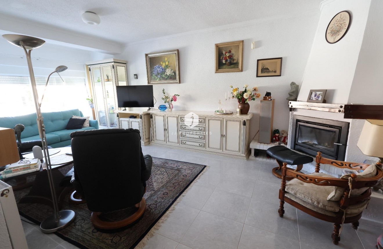 Segunda mano - Chalet -
Torrevieja - Costa Blanca